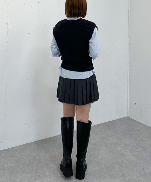 archives（アルシーヴ）の「ケーブルニットベスト×ボウブラウスＳＥＴ（ニット/セーター・レディース・ネイビー/ブラウン/グレー/チャコールグレー・MEDIUM）」の11枚目の写真