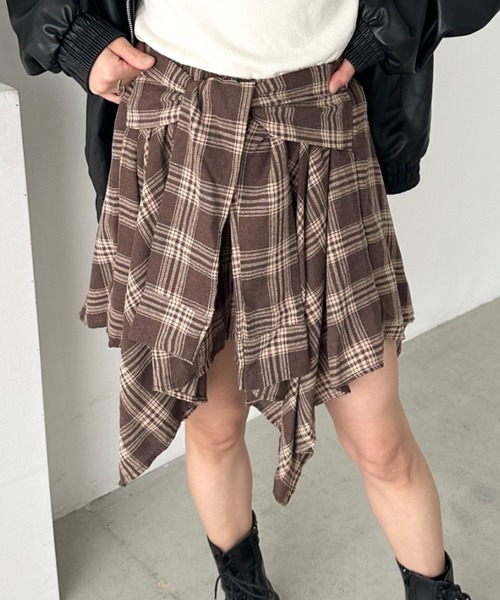 CLEA(クレア)の「チェックシャツ巻き風ミニスカート(スカート・レディース・ネイビー/オレンジ/ブラウン/レッド/ダークネイビー/ブラック・FREE)」の3枚目の写真