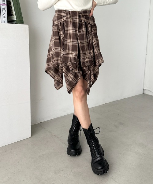 CLEA(クレア)の「チェックシャツ巻き風ミニスカート(スカート・レディース・ネイビー/オレンジ/ブラウン/レッド/ダークネイビー/ブラック・FREE)」の16枚目の写真