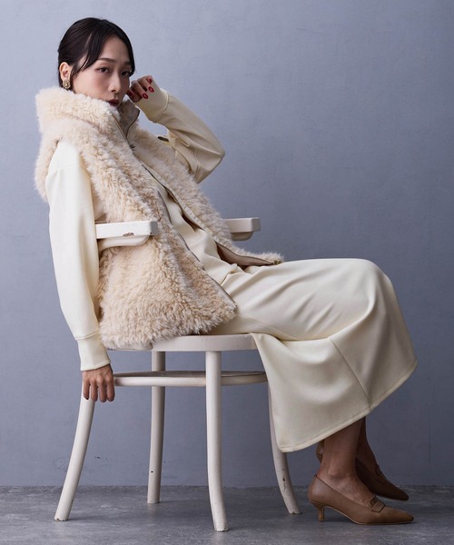 NICOLE white(ニコルホワイト)の「セットアップ【プルオーバー×タイトスカート】(ワンピース・レディース・オフホワイト/ブラック/カーキ・FREE)」の21枚目の写真