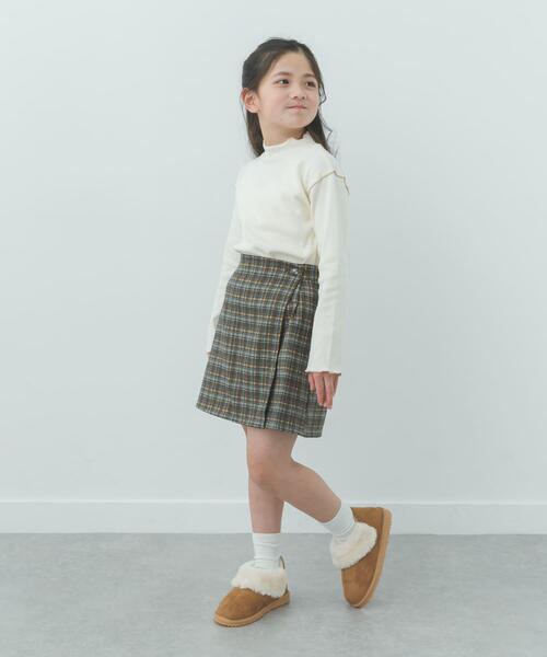 URBAN RESEARCH DOORS（アーバンリサーチドアーズ）の「『WEB/一部店舗限定サイズ』メローフリルリブハイネックTシャツ(KIDS)（Tシャツ/カットソー・キッズ・アイボリー/ブルー系その他・120/150/135/105）」の3枚目の写真