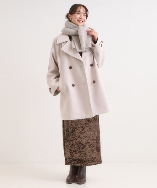 SHOO・LA・RUE(シューラルー)の「ゆる編みニットマフラー(ストール/ショール・レディース・チャコールグレー/ライトオレンジ系/ライトグレー・00)」の4枚目の写真