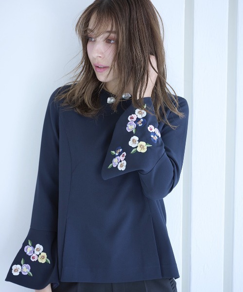 Chesty（チェスティー）の「パンジーフレアートップス（シャツ/ブラウス・レディース・ネイビー/ブルー・1/0）」の8枚目の写真