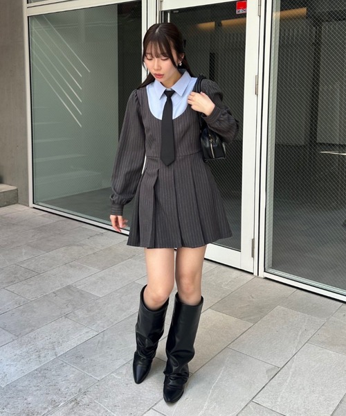 continuer de NICE CLAUP（コンティニューデナイスクラップ）の「推し活にもぴったり！ネクタイ付ドッキングワンピース（ワンピース・レディース・チャコール/グレー系その他/ブラウン系その他・FREE）」の20枚目の写真