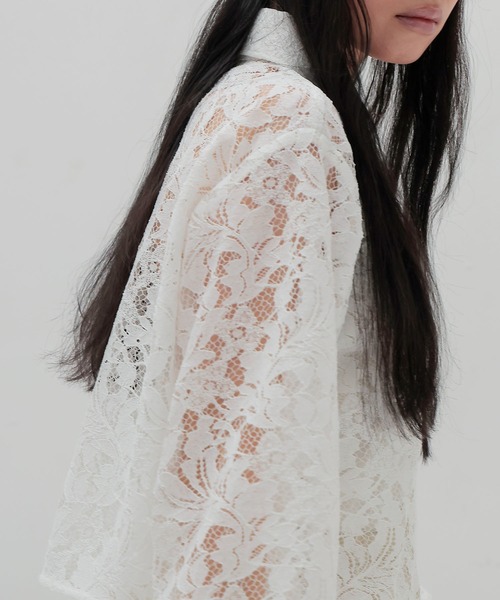 DRESSLAVE（ドレスレイブ）の「flower lace short blouse(花柄レースショート丈ブラウス)（シャツ/ブラウス・レディース・ホワイト/ブラック・38）」の5枚目の写真