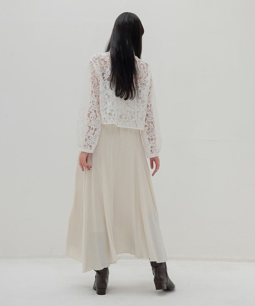 DRESSLAVE（ドレスレイブ）の「flower lace short blouse(花柄レースショート丈ブラウス)（シャツ/ブラウス・レディース・ホワイト/ブラック・38）」の8枚目の写真