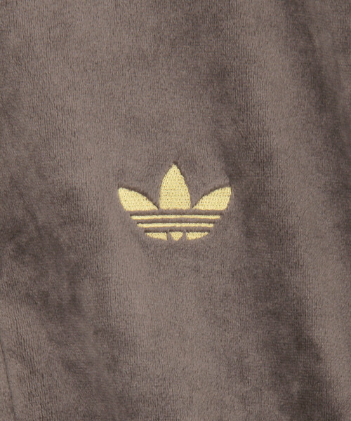 FREAK'S STORE（フリークスストア）の「adidas/アディダス FIRE BIRD TRACK TOP VELOUR/ファイヤーバード トラックトップ ベロア（ジャージ・レディース・チャコールグレー/ブラウン/グリーン・X-SMALL/SMALL）」の15枚目の写真