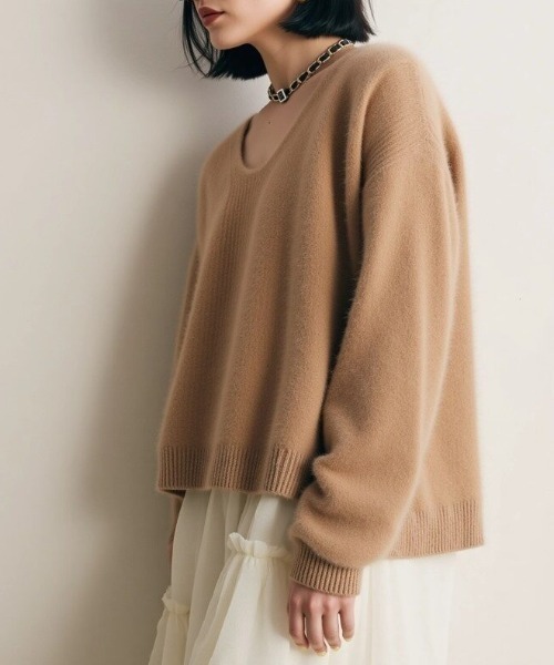 cammie(キャミー)の「Vネックモヘアニットトップス(ニット/セーター・レディース・アイボリー/グレー/ベージュ・F)」の6枚目の写真