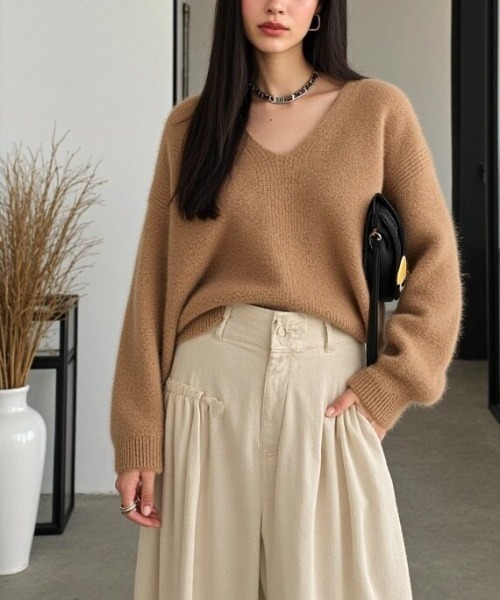cammie(キャミー)の「Vネックモヘアニットトップス(ニット/セーター・レディース・アイボリー/グレー/ベージュ・F)」の9枚目の写真