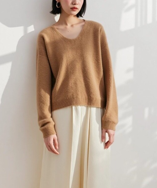 cammie(キャミー)の「Vネックモヘアニットトップス(ニット/セーター・レディース・アイボリー/グレー/ベージュ・F)」の7枚目の写真