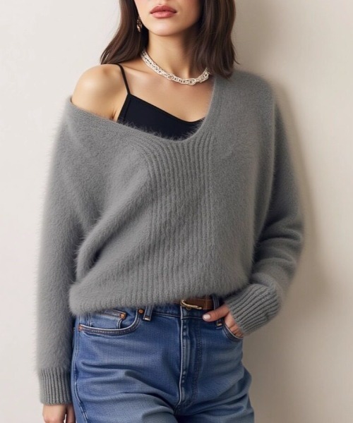 cammie(キャミー)の「Vネックモヘアニットトップス(ニット/セーター・レディース・アイボリー/グレー/ベージュ・F)」の11枚目の写真