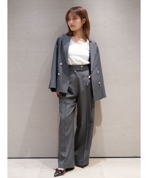 SNIDEL（スナイデル）の「UネックTシャツ（Tシャツ/カットソー・レディース・ライトブルー/ネイビー/ブラウン/ホワイト・F）」の6枚目の写真