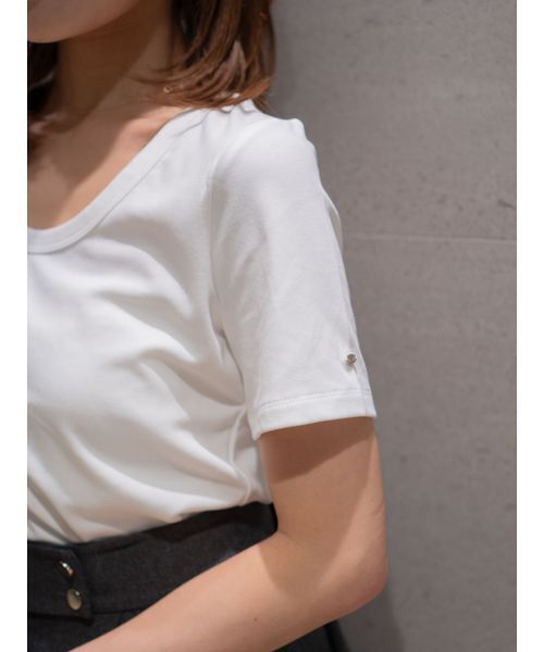 SNIDEL（スナイデル）の「UネックTシャツ（Tシャツ/カットソー・レディース・ライトブルー/ネイビー/ブラウン/ホワイト・F）」の9枚目の写真