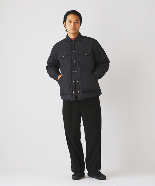 THE NORTH FACE（ザノースフェイス）の「THE NORTH FACE / ノースフェイス スタッフドシャツ ND92532（ダウンジャケット/コート・メンズ・ブラック/グリーン・MEDIUM/LARGE）」の5枚目の写真