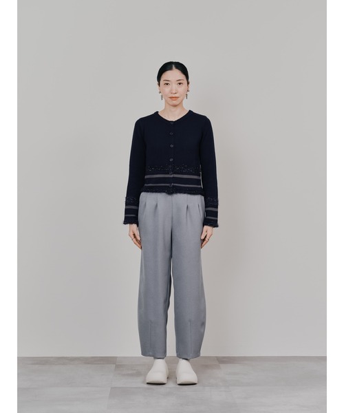 TEVALT（ヴァレット）の「ヘムダーツカーブフォルムパンツ（その他パンツ・レディース・グレー/ブラック/ライトベージュ・38）」の18枚目の写真