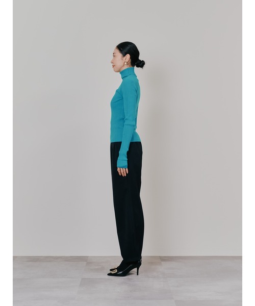 TEVALT（ヴァレット）の「ヘムダーツカーブフォルムパンツ（その他パンツ・レディース・グレー/ブラック/ライトベージュ・38）」の14枚目の写真