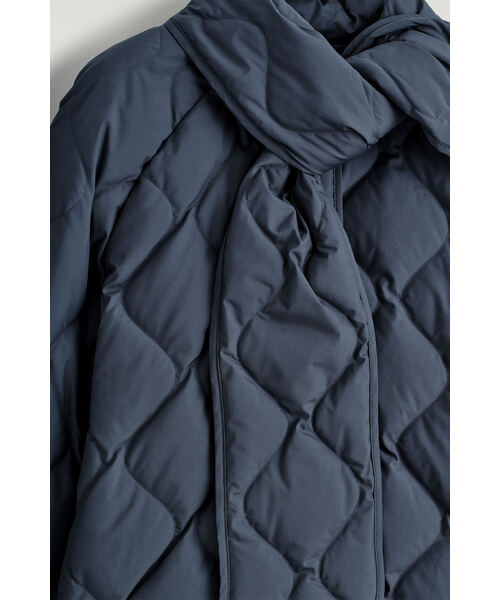 COS コス キルティングダウンコート ブラック Aライン ダブルジップ COS コス キルティングダウンコート ブラック Aライン ダブルジップ