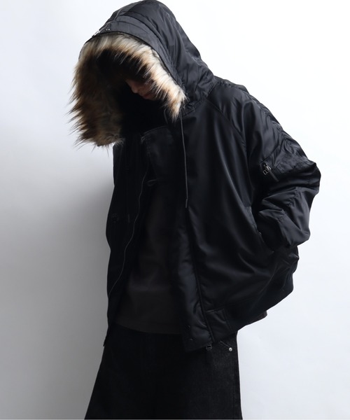 Art re A select（アトリエセレクト）の「ナイロンツイル セパレートフードファー オーバーN-2Bブルゾン（ブルゾン・メンズ・ブラック/グリーン・M/L/XL）」の7枚目の写真