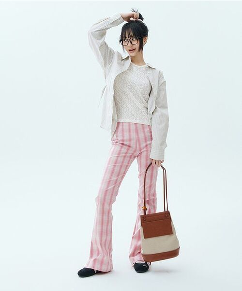 LETERIE(レテリー)の「FLOWER RIBBON PUFF T-SHIRT_IVORY(Tシャツ/カットソー・レディース・アイボリー・FREE)」の4枚目の写真
