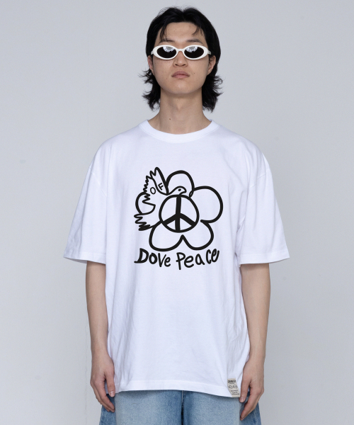 GRAVER（グレーバー）の「[ユニセックス]ドーブピースフラワー半袖Tシャツ_ホワイト（Tシャツ/カットソー・レディース・ホワイト・X-LARGE/SMALL/MEDIUM/LARGE）」の3枚目の写真