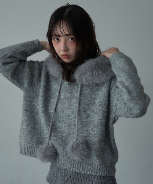 Nadana(ナダナ)の「フードファーニットプルオーバー(ニット/セーター・レディース・グレー/アイボリー・FREE)」の14枚目の写真