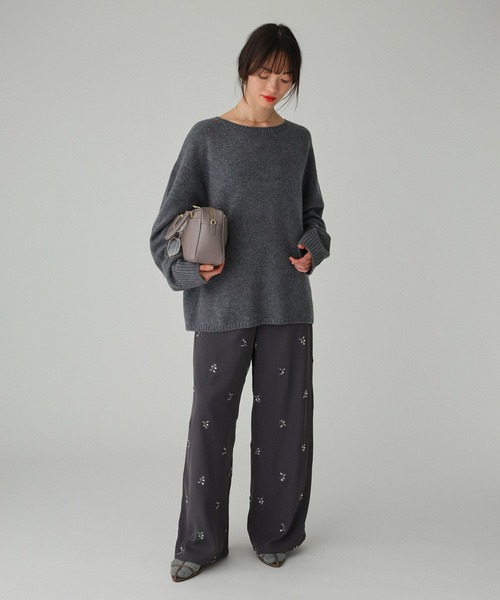 BABYLONE（バビロン）の「花刺繍イージーパンツ（その他パンツ・レディース・ブラック/チャコール・フリー）」の4枚目の写真