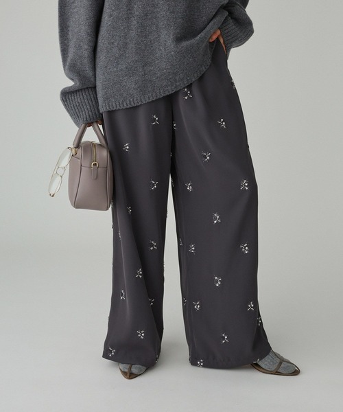 BABYLONE（バビロン）の「花刺繍イージーパンツ（その他パンツ・レディース・ブラック/チャコール・フリー）」の9枚目の写真