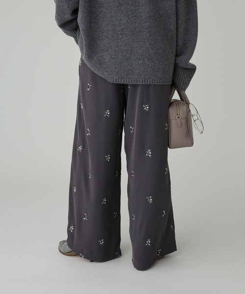 BABYLONE（バビロン）の「花刺繍イージーパンツ（その他パンツ・レディース・ブラック/チャコール・フリー）」の12枚目の写真
