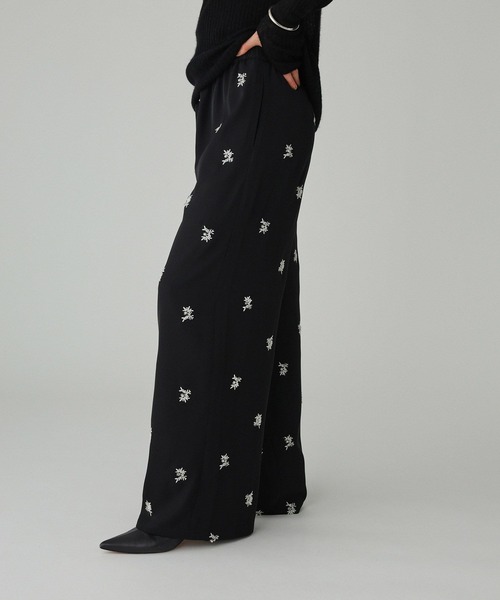 BABYLONE（バビロン）の「花刺繍イージーパンツ（その他パンツ・レディース・ブラック/チャコール・フリー）」の17枚目の写真