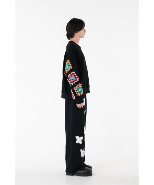 DISCOVERED(ディスカバード)の「CROCHET SLEEVE SWEAT(スウェット・メンズ・ブラック/グレー/ホワイト・SMALL/LARGE)」の8枚目の写真