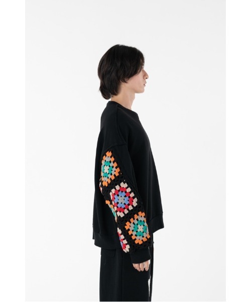 DISCOVERED(ディスカバード)の「CROCHET SLEEVE SWEAT(スウェット・メンズ・ブラック/グレー/ホワイト・SMALL/LARGE)」の16枚目の写真