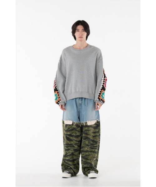 DISCOVERED(ディスカバード)の「CROCHET SLEEVE SWEAT(スウェット・メンズ・ブラック/グレー/ホワイト・SMALL/LARGE)」の9枚目の写真