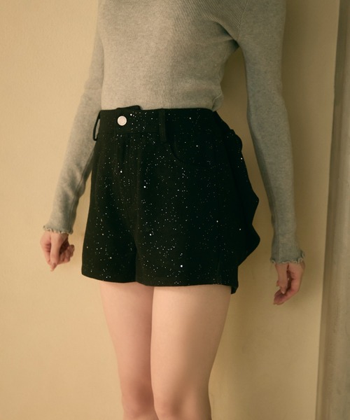 TITTY&CO.（ティティーアンドコー）の「バックリボンラメショートパンツ（その他パンツ・レディース・グレー/ブラック・MEDIUM/SMALL）」の6枚目の写真