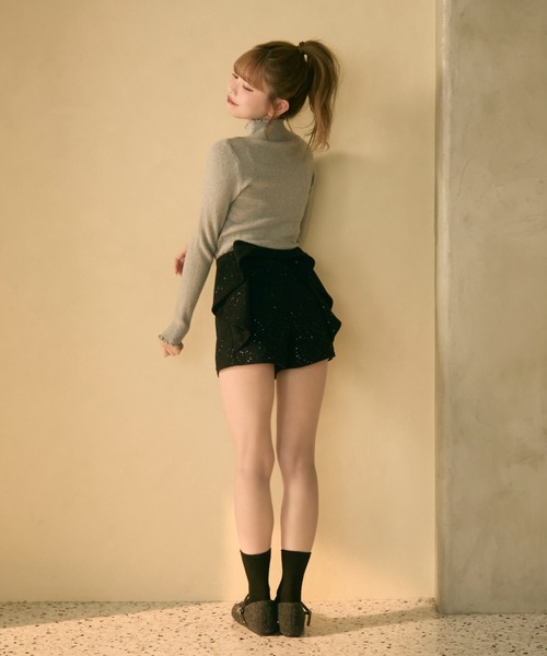 TITTY&CO.（ティティーアンドコー）の「バックリボンラメショートパンツ（その他パンツ・レディース・グレー/ブラック・MEDIUM/SMALL）」の17枚目の写真