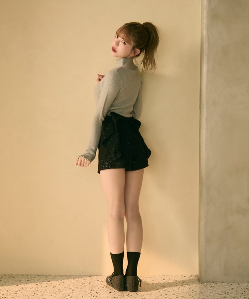 TITTY&CO.（ティティーアンドコー）の「バックリボンラメショートパンツ（その他パンツ・レディース・グレー/ブラック・MEDIUM/SMALL）」の18枚目の写真