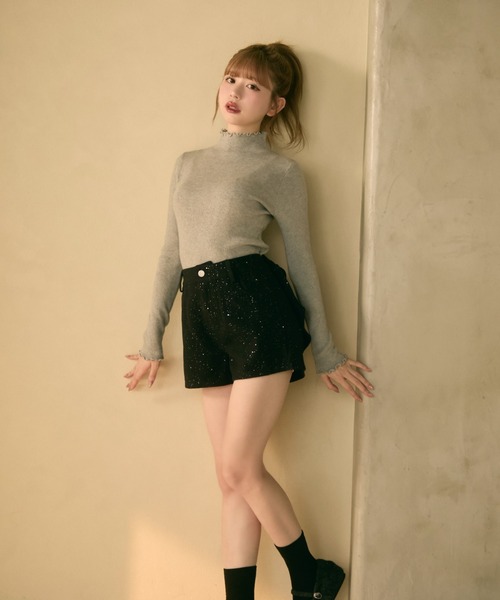 TITTY&CO.（ティティーアンドコー）の「バックリボンラメショートパンツ（その他パンツ・レディース・グレー/ブラック・MEDIUM/SMALL）」の9枚目の写真