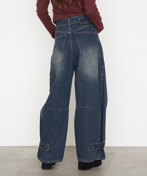 RAY CASSIN（レイカズン）の「【ウエスト調節可/2サイズ展開】バレルレッグデニムパンツ（デニムパンツ・レディース・ネイビー/ブルー/ブラック・S/M）」の3枚目の写真