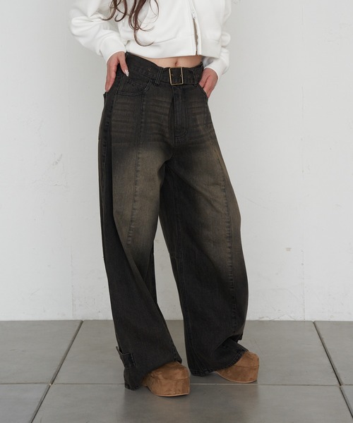 RAY CASSIN（レイカズン）の「【ウエスト調節可/2サイズ展開】バレルレッグデニムパンツ（デニムパンツ・レディース・ネイビー/ブルー/ブラック・S/M）」の9枚目の写真