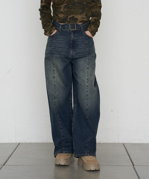 RAY CASSIN（レイカズン）の「【ウエスト調節可/2サイズ展開】バレルレッグデニムパンツ（デニムパンツ・レディース・ネイビー/ブルー/ブラック・S/M）」の14枚目の写真