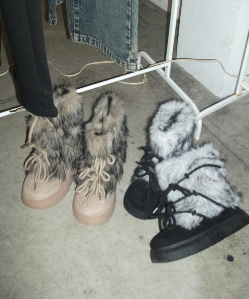 ファー付ムートンブーツ（ブーツ）｜d.i.a.（ダイヤ）のファッション