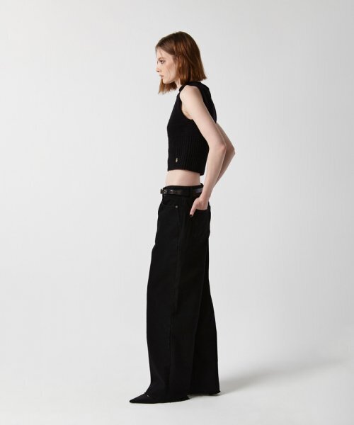 EAN JO(イアンジョー)の「BOUCLE KNIT SLEEVELESS (BLACK)(ベスト・レディース・ブラック・FREE)」の4枚目の写真