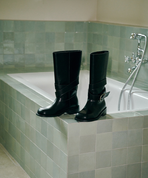 BYOTHERS(バイオザーズ)の「Polyin boots(ブーツ・レディース・ブラック・23cm/23.5cm/24cm/24.5cm/25cm)」の6枚目の写真