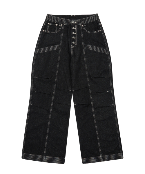 AAKAM（アーカム）の「Knee Pin-Tuck Stitched Denim Pants (Black)（デニムパンツ・レディース・その他・1/2）」の2枚目の写真
