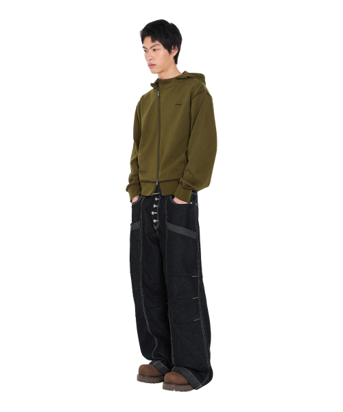 AAKAM（アーカム）の「Knee Pin-Tuck Stitched Denim Pants (Black)（デニムパンツ・レディース・その他・1/2）」の14枚目の写真