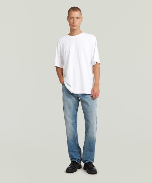 G-STAR（ジースター）の「DAKOTA REGULAR STRAIGHT JEANS/ヴィンテージライクレギュラーストレートジーンズ（デニムパンツ・メンズ・サックスブルー・32/30/33/30/34/30/31/30/30/30/29/30/28/30/36/30）」の2枚目の写真