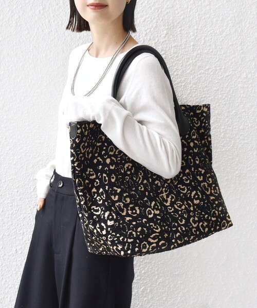 SHIPS(シップス)の「【WEB限定】ジャカード トート バッグ(トートバッグ・レディース・ネイビー/ブラウン/ブラック・ONE SIZE)」の22枚目の写真