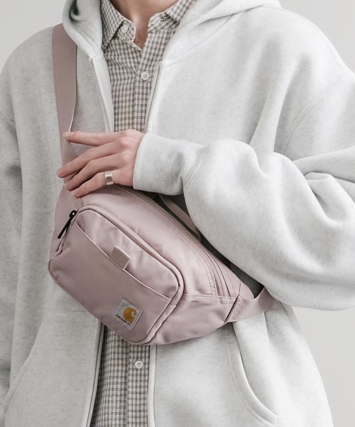 Carhartt(カーハート)の「Carhartt カーハート CLASSIC WAIST PACK/ワンポイントロゴボディバッグ(ボディバッグ/ウエストポーチ・メンズ・ブラック/ピンクベージュ/グレー/ブラウン/カモフラージュ・FREE)」の4枚目の写真