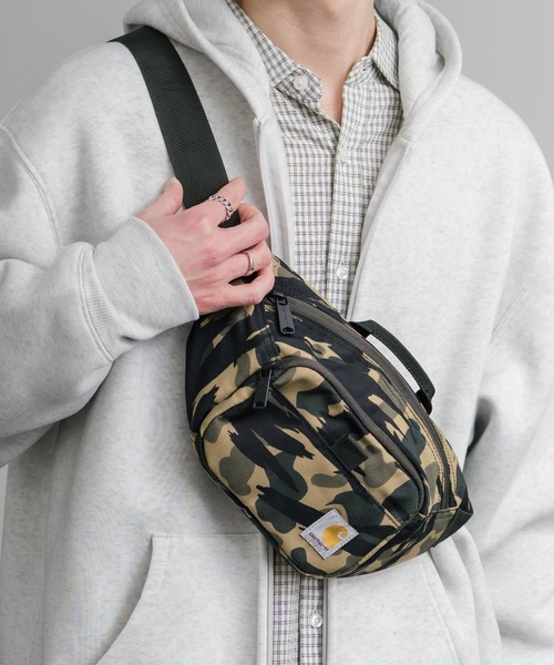 Carhartt(カーハート)の「Carhartt カーハート CLASSIC WAIST PACK/ワンポイントロゴボディバッグ(ボディバッグ/ウエストポーチ・メンズ・ブラック/ピンクベージュ/グレー/ブラウン/カモフラージュ・FREE)」の5枚目の写真