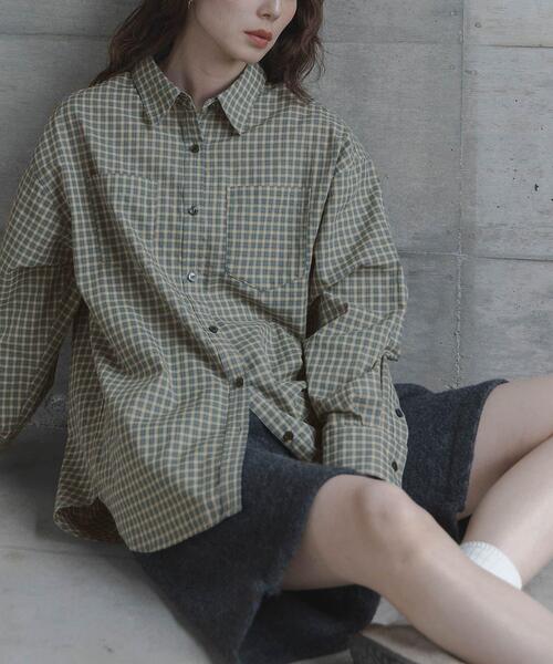 URBAN RESEARCH Sonny Label(アーバンリサーチサニーレーベル)の「ドビーチェックアシメシャツ(シャツ/ブラウス・レディース・ブラウン/ブルー/ベージュ・FREE)」の1枚目の写真
