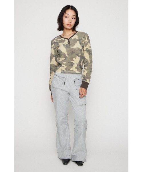 LAGUA GEM(ラグアジェム)の「CAMOUFLAGE CUT トップス(Tシャツ/カットソー・レディース・グレー/カーキ・FREE)」の6枚目の写真